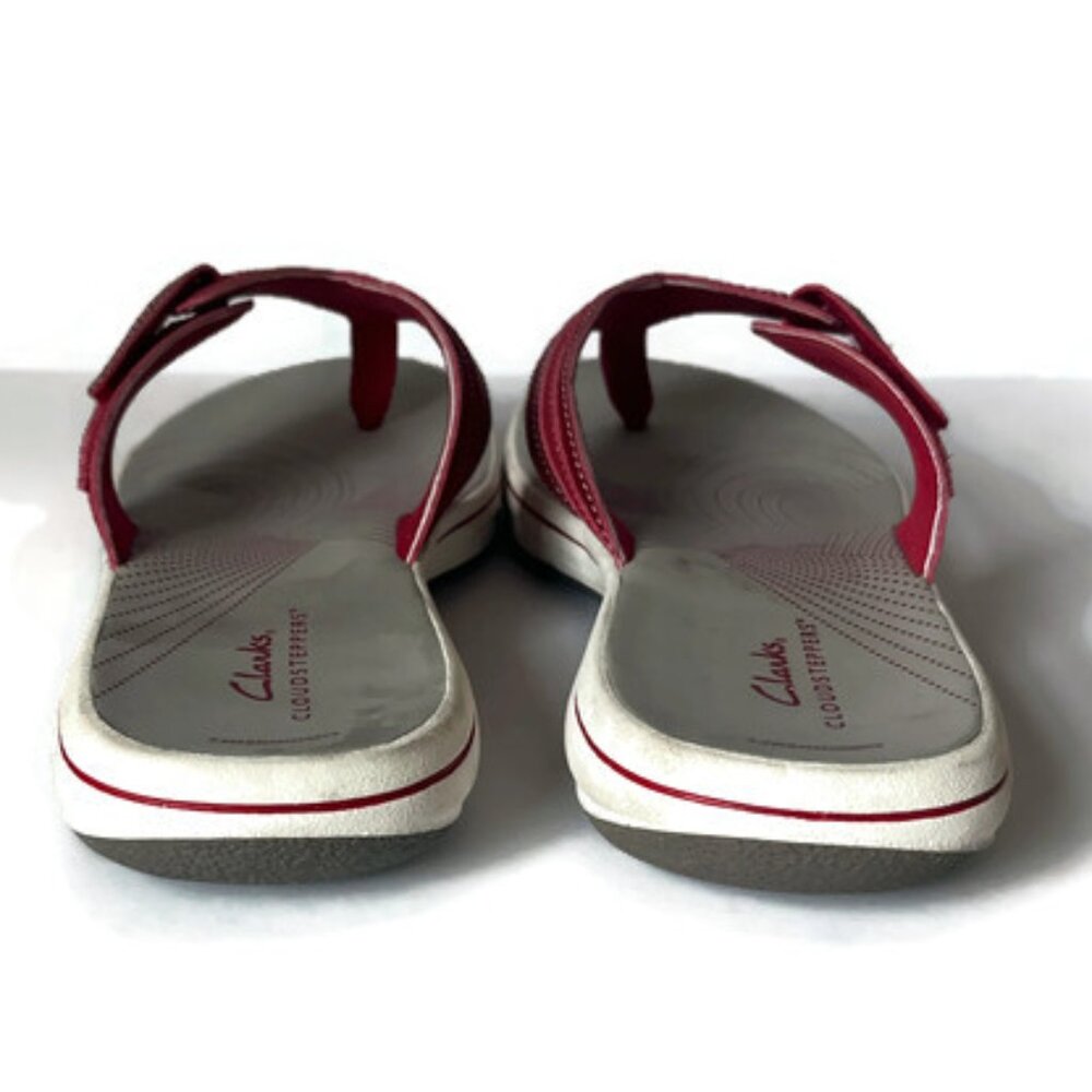 Clarks Red Cloudsteppers Women's Thong Sandals - Picture 5 of 9